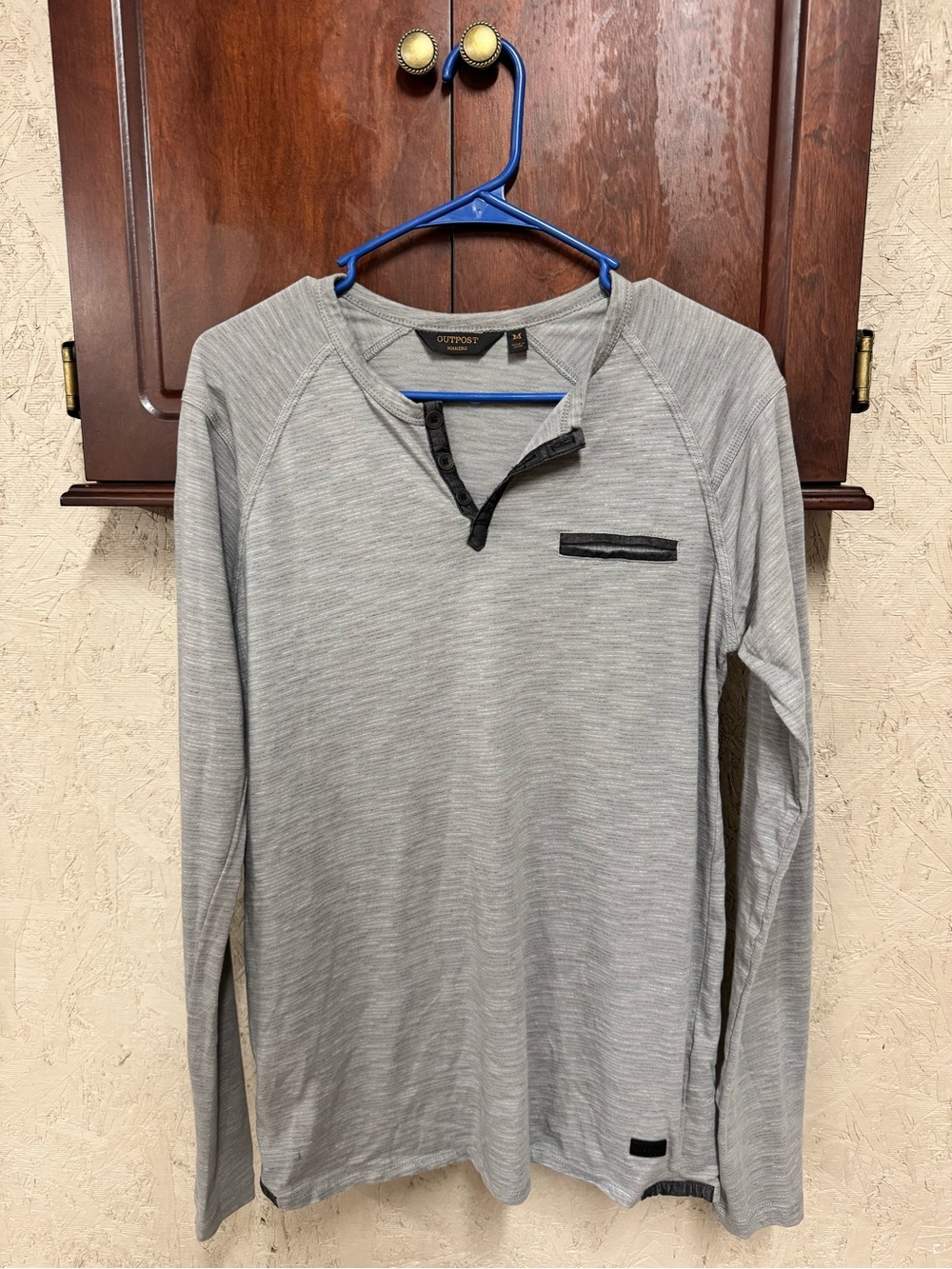 Men's Outpost Makers Grey Long-Sleeve Henley Shirt